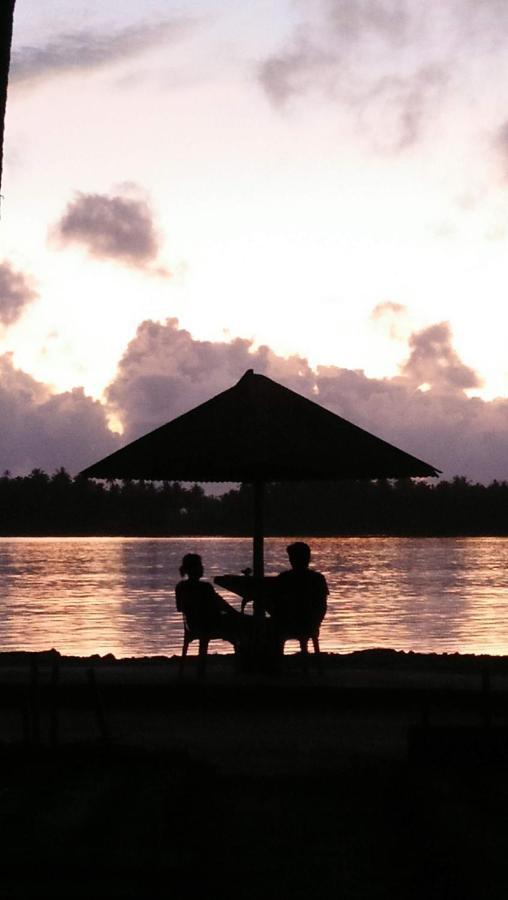 Salty Dog Hostel Telukdalem المظهر الخارجي الصورة